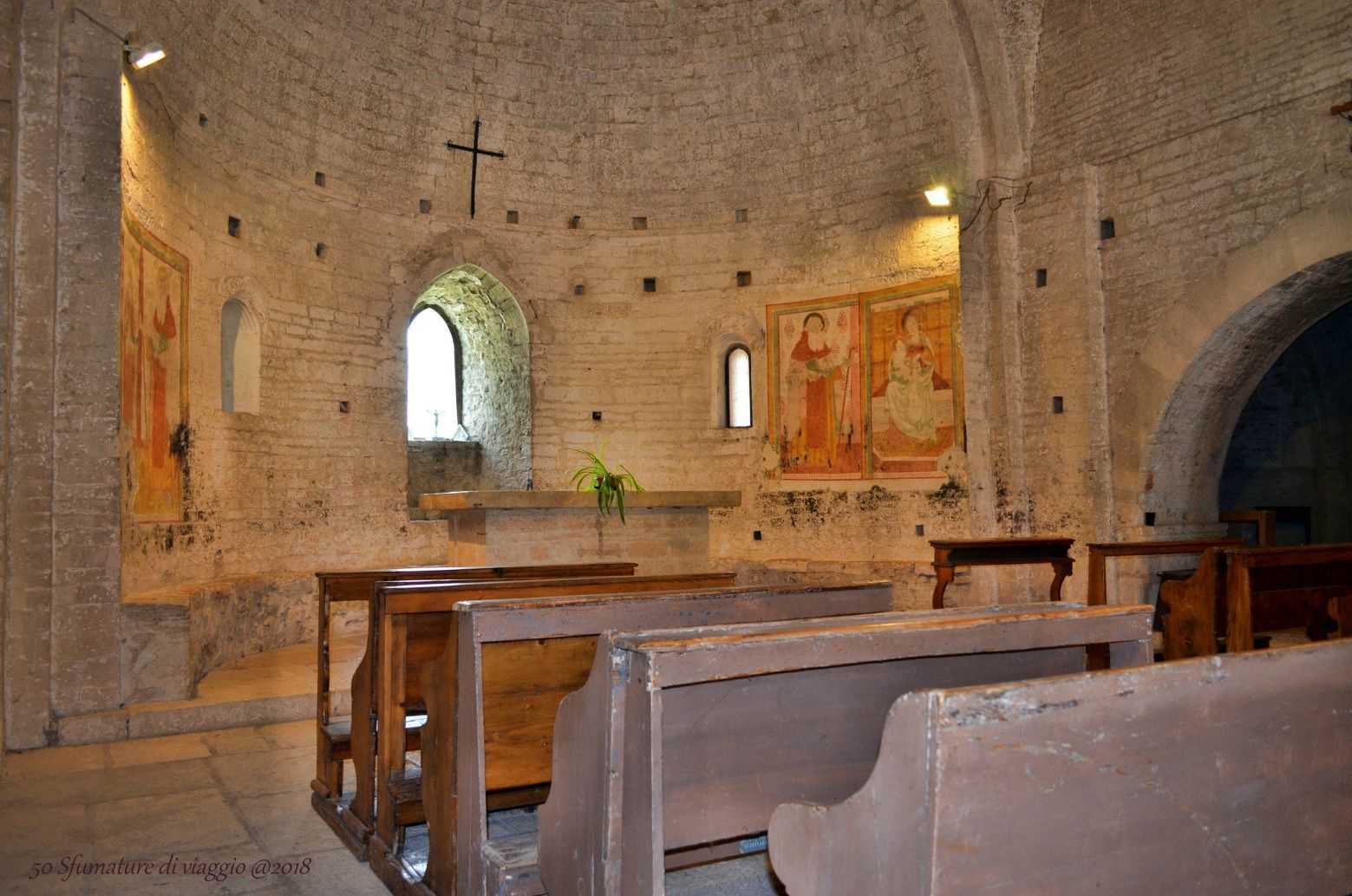 Acqualagna, st vincenzo al furlo, abbazia, marche, italia