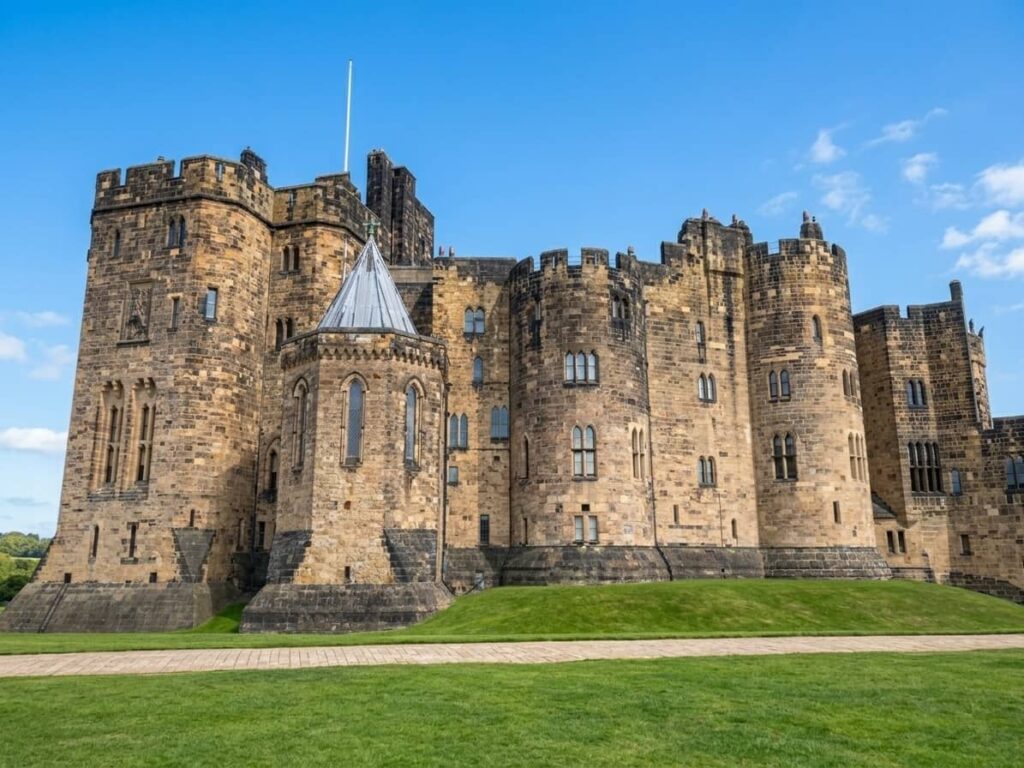 Alnwick Castle: il vero castello di Hogwarts esiste e si può visitare 4 alnwick castle, dove si trova il castello di harry potter?
