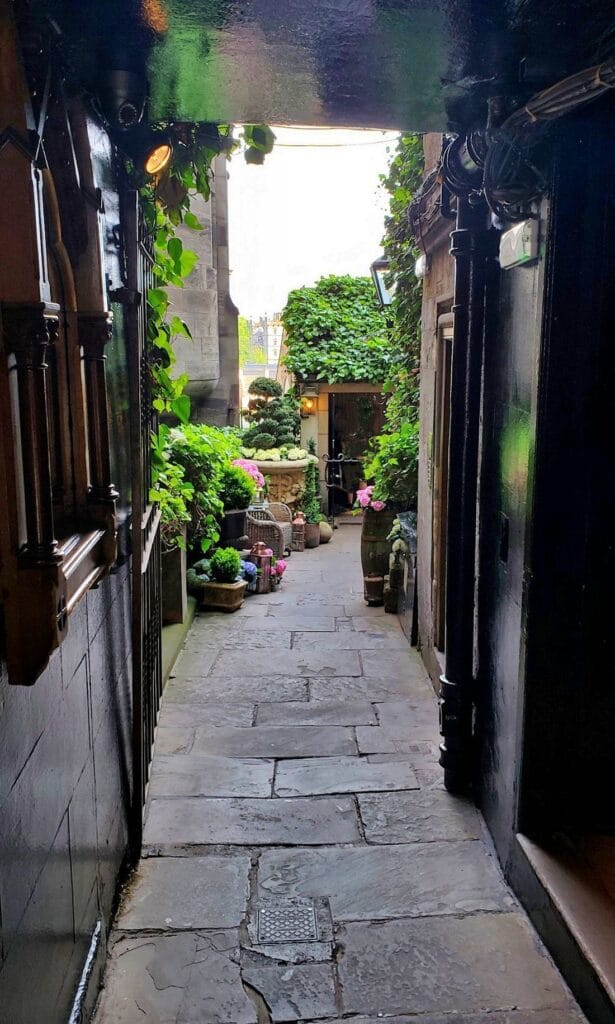 The Witchery by the Castle