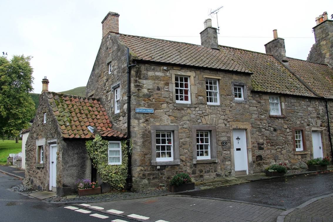 Falkland: sulle tracce di Outlander