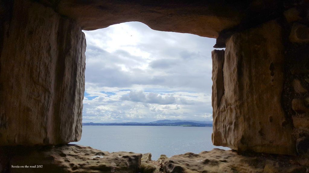 inchcolm abbey - isole della scozia - abbazie medievali in scozia