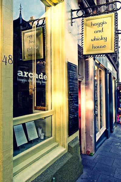 Mangiare a Edimburgo, arcade bar
