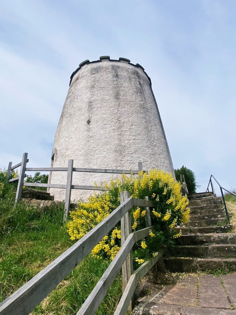 Crail, solitario e suggestivo villaggio dell'East Neuk of Fife (Scozia) 34 doocot4