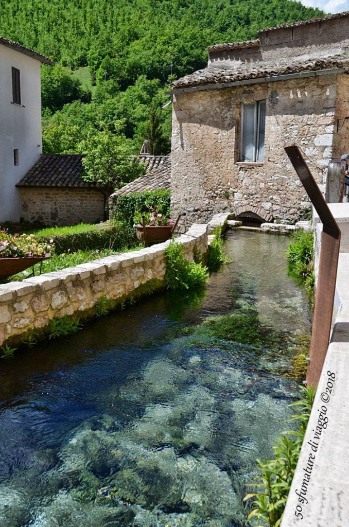 piscina naturale, borgo, case