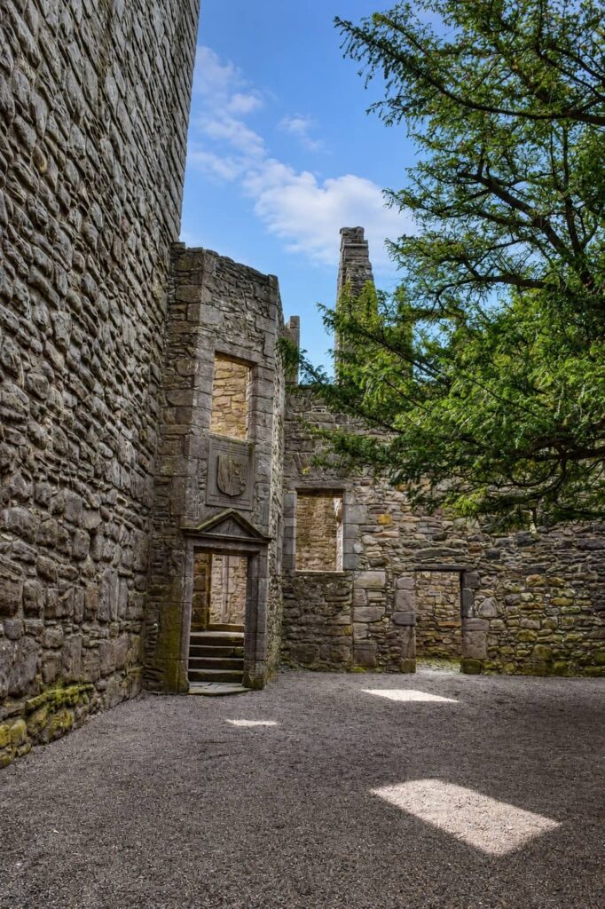 Craigmillar Castle (Scozia): il castello di Mary Stuart e Outlander vicino Edimburgo 28 Craigmillar castle 8