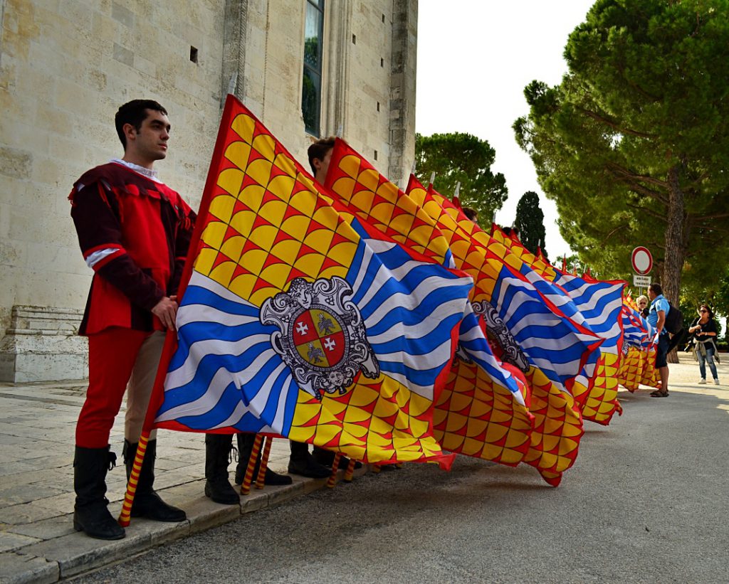 stemma città di Fermo -visitare Fermo
