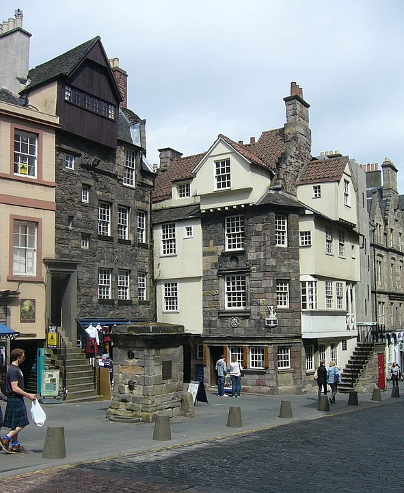 moubray house