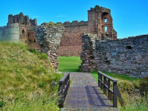 castelli infestati della Scozia, tantallon castle