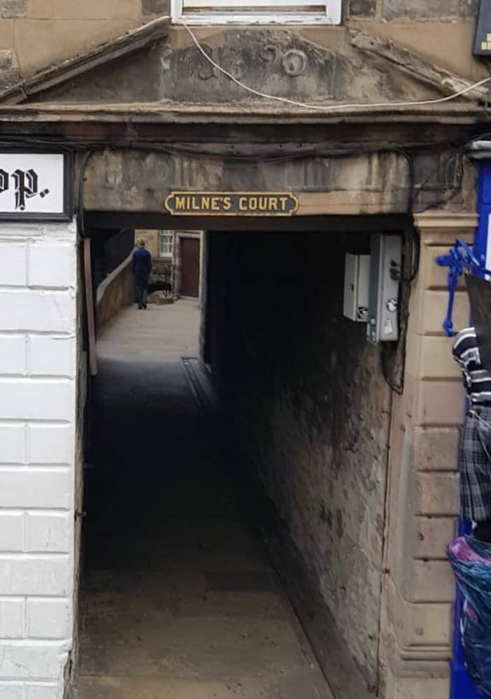 Royal Mile di Edimburgo: tutto sulla strada più famosa della città 29 Milne’s Court, royal mile di edimburgo