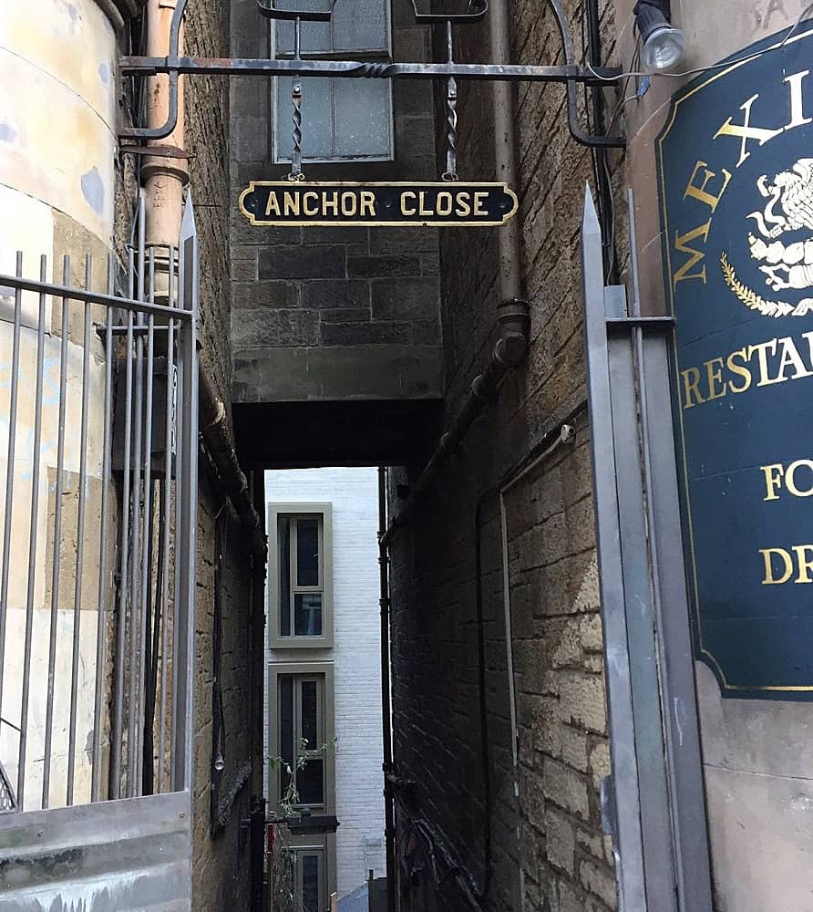 Royal Mile di Edimburgo: tutto sulla strada più famosa della città 68 anchor close