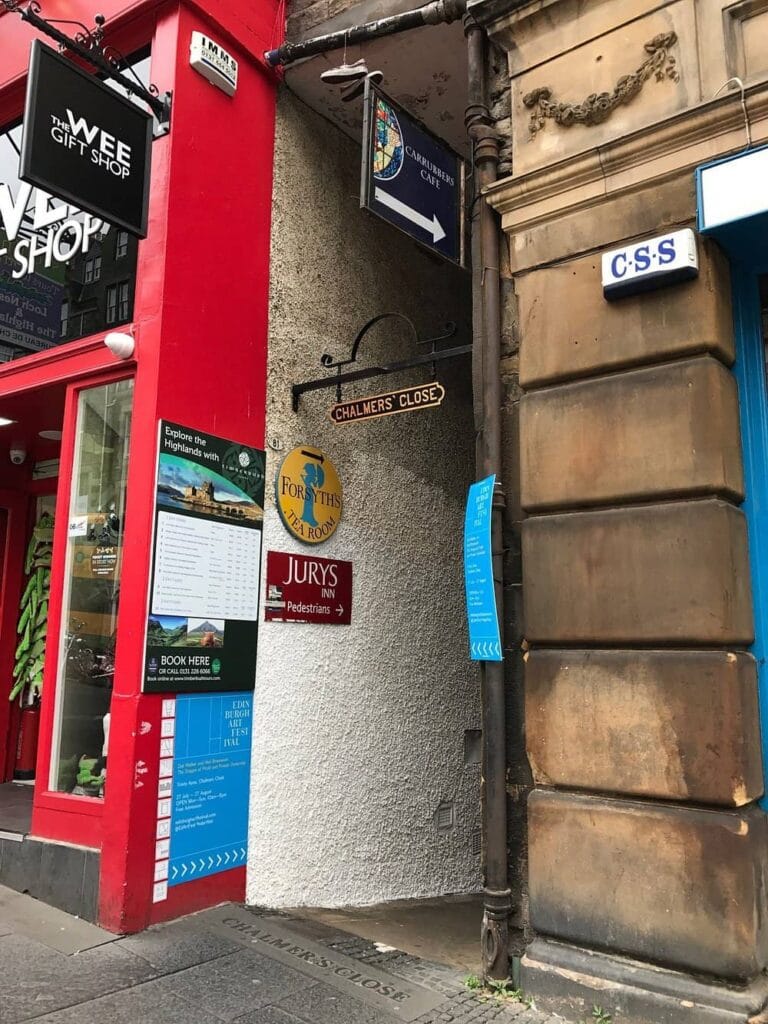 Royal Mile di Edimburgo: tutto sulla strada più famosa della città 103 chalmer's close, royal mile di edimburgo