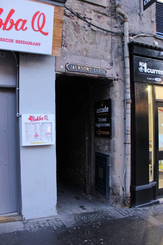 Royal Mile di Edimburgo: tutto sulla strada più famosa della città 89 jackson close, royal mile di edimburgo