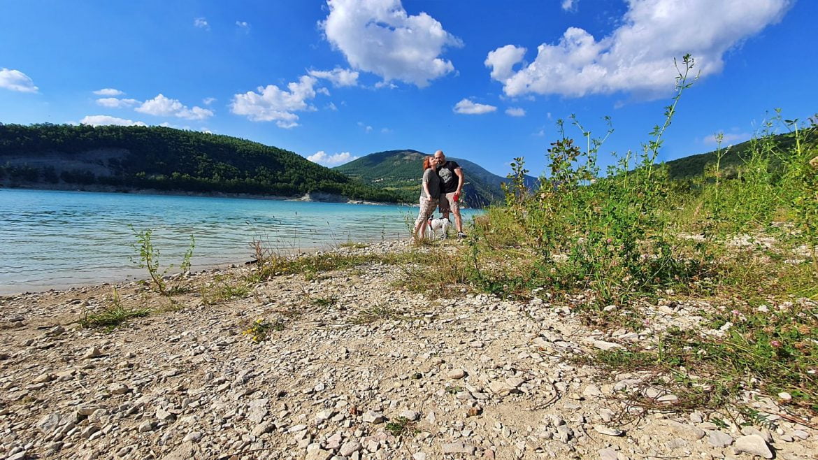 lago-di-fiastra-marche cosa fare lago di fiastra, marche