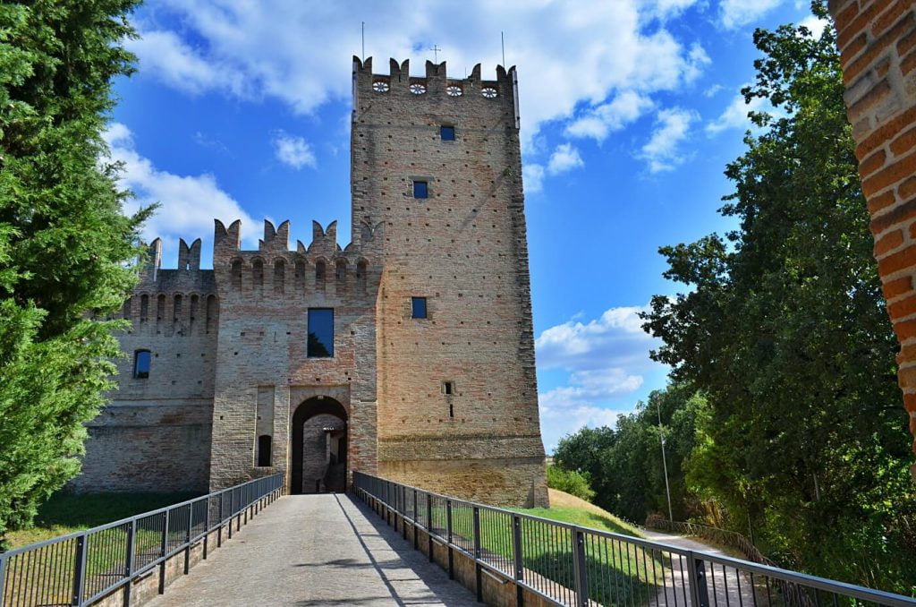 castello della rancia - cosa vedere nelle marche - tolentino cosa vedere