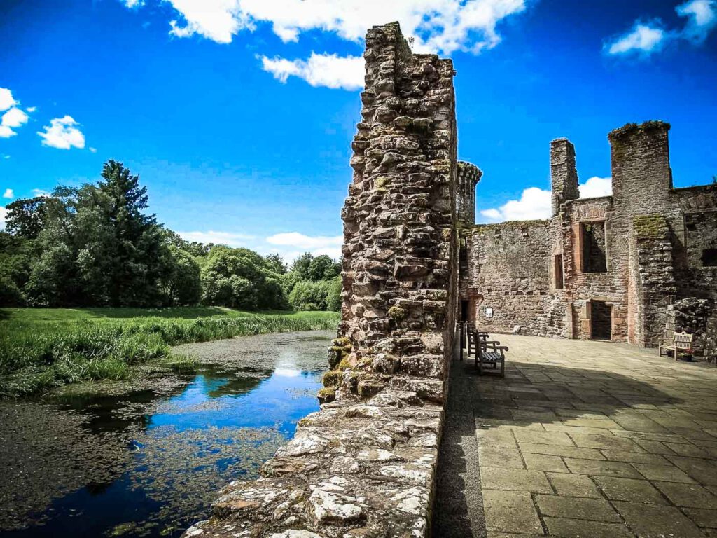 il castello di caerlaverock - scozia 