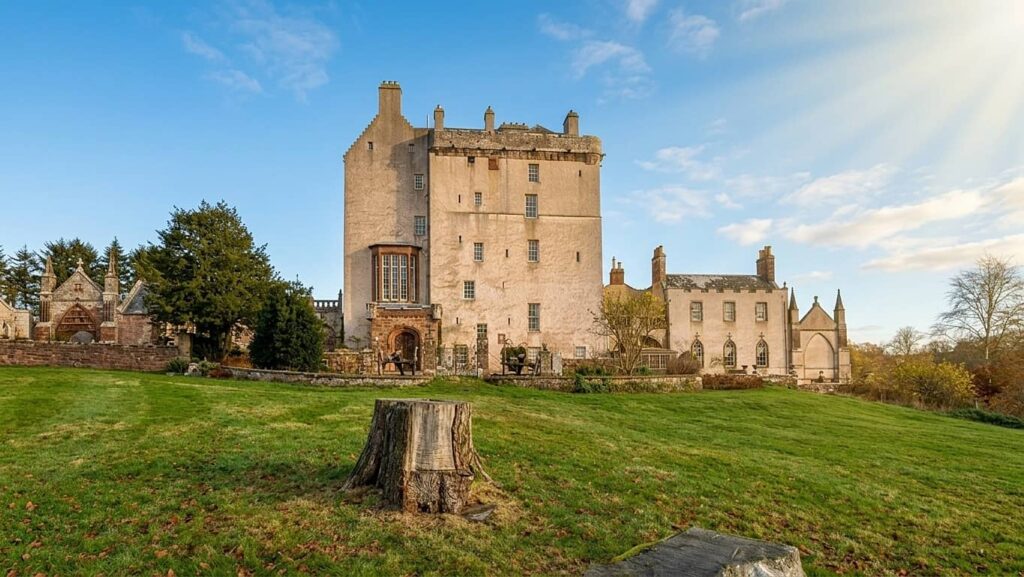 delgatie castle, castelli in scozia