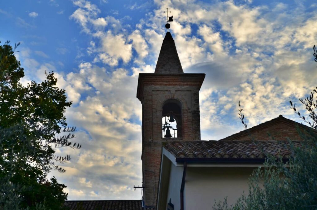 chiesa santa croce - montecassiano - borghi bandiera arancione