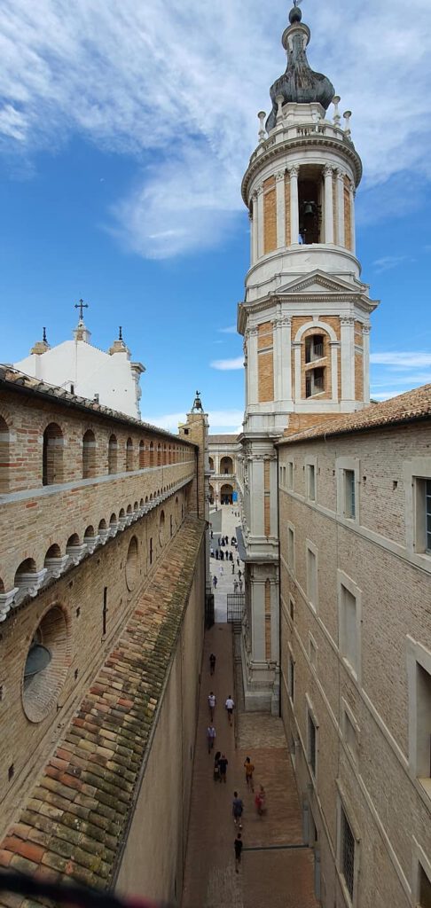 campanile santuario loreto, santuari mariani marche