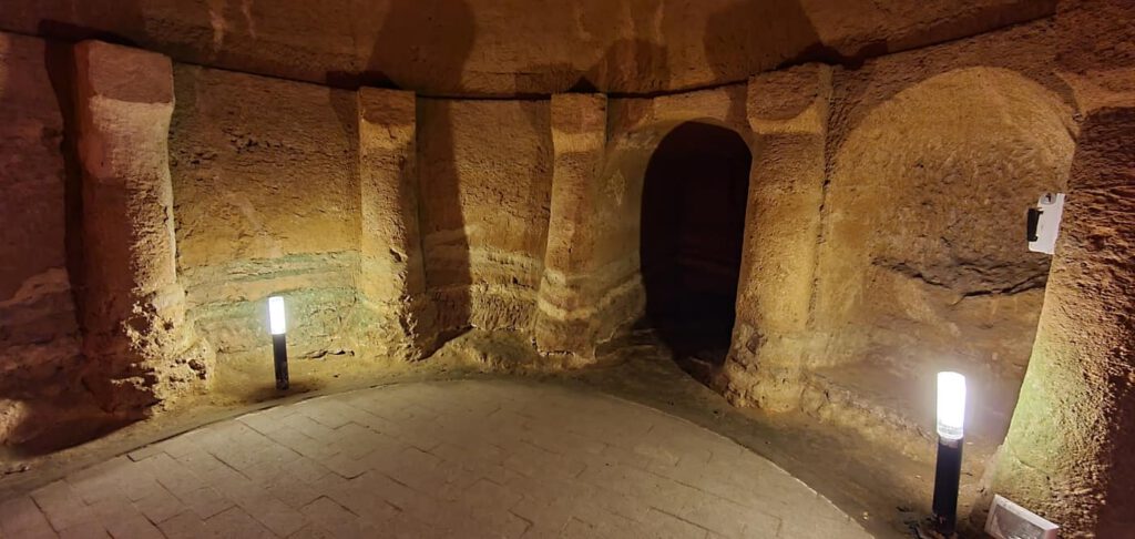 leggende su camerano, camerano sotterranea, grotte ipogee di camerano