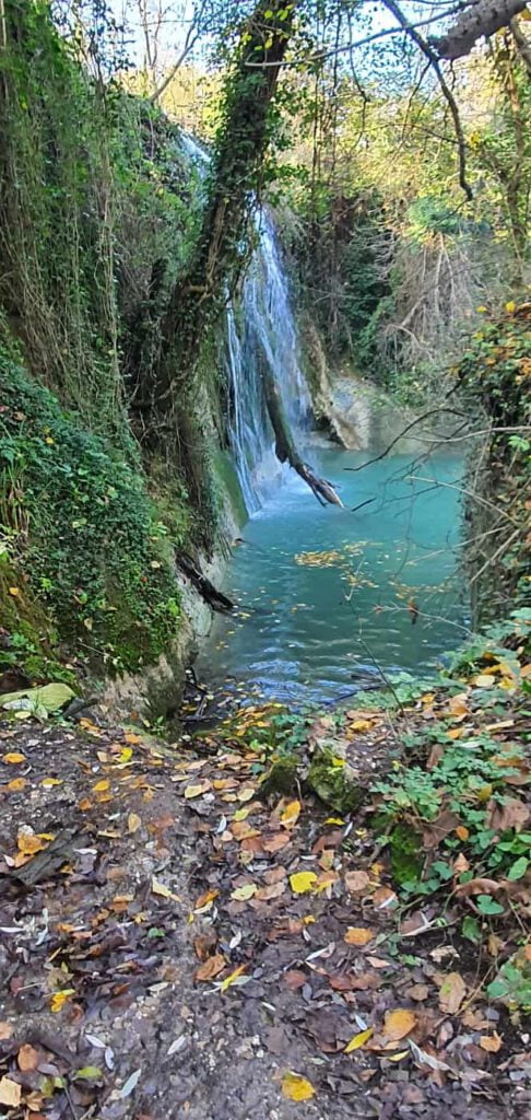cascata de lu vagnatò sarnano, cascate nelle marche