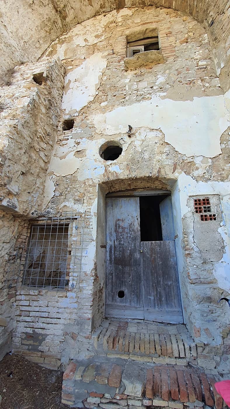 il borgo fantasma di craco