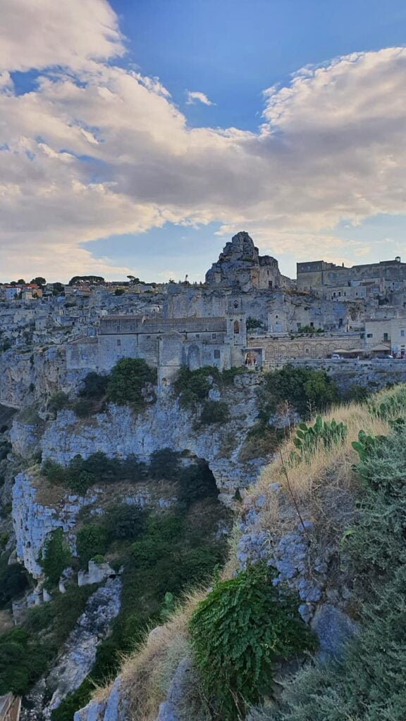 Cosa vedere in Basilicata: itinerario di 7 giorni tra borghi e suggestioni 25 sasso caveoso, basilicata cosa vedere