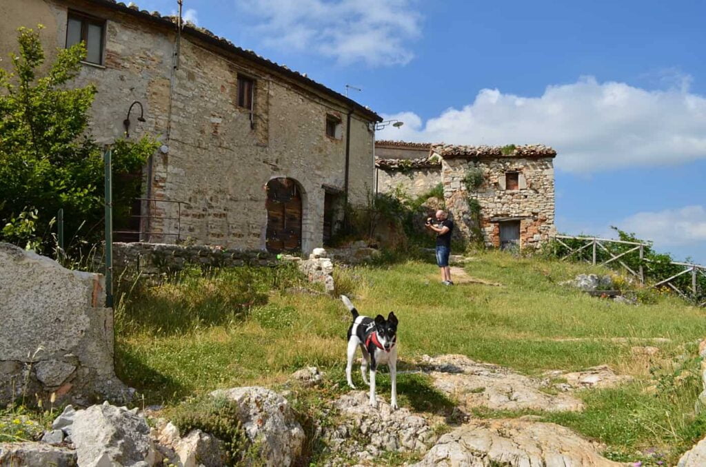 borghi disabitati marche