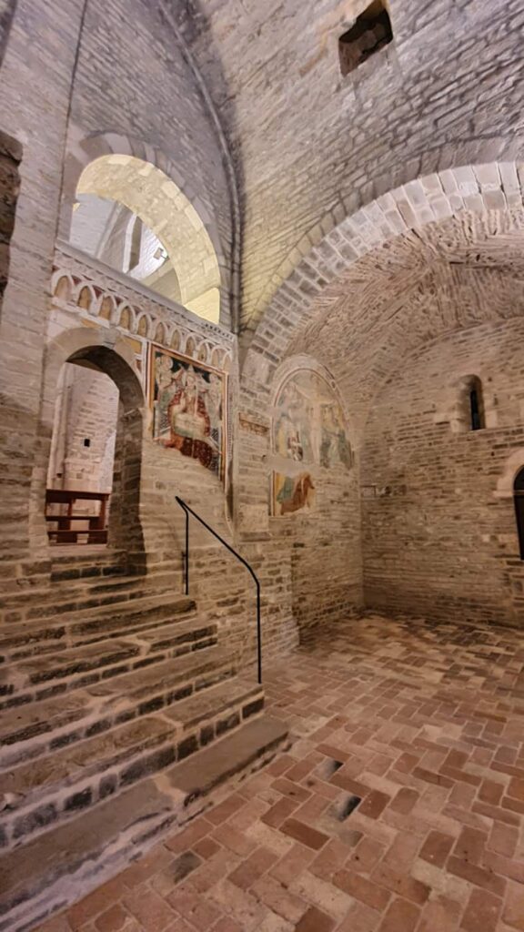 affreschi sacri marche, abbazia di sant'urbano
