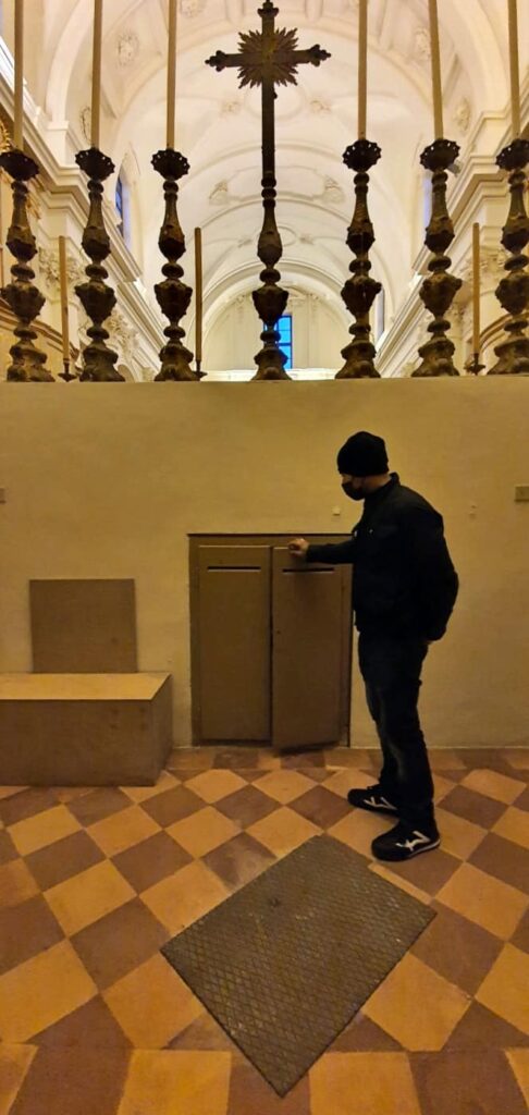 chiesa di san francesco, mistero camerano