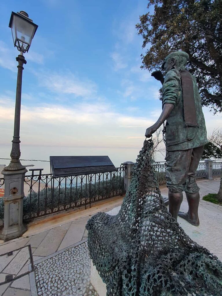 monumento al pescatore