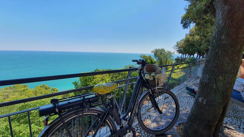 sirolo, monte conero, borghi marinari marche