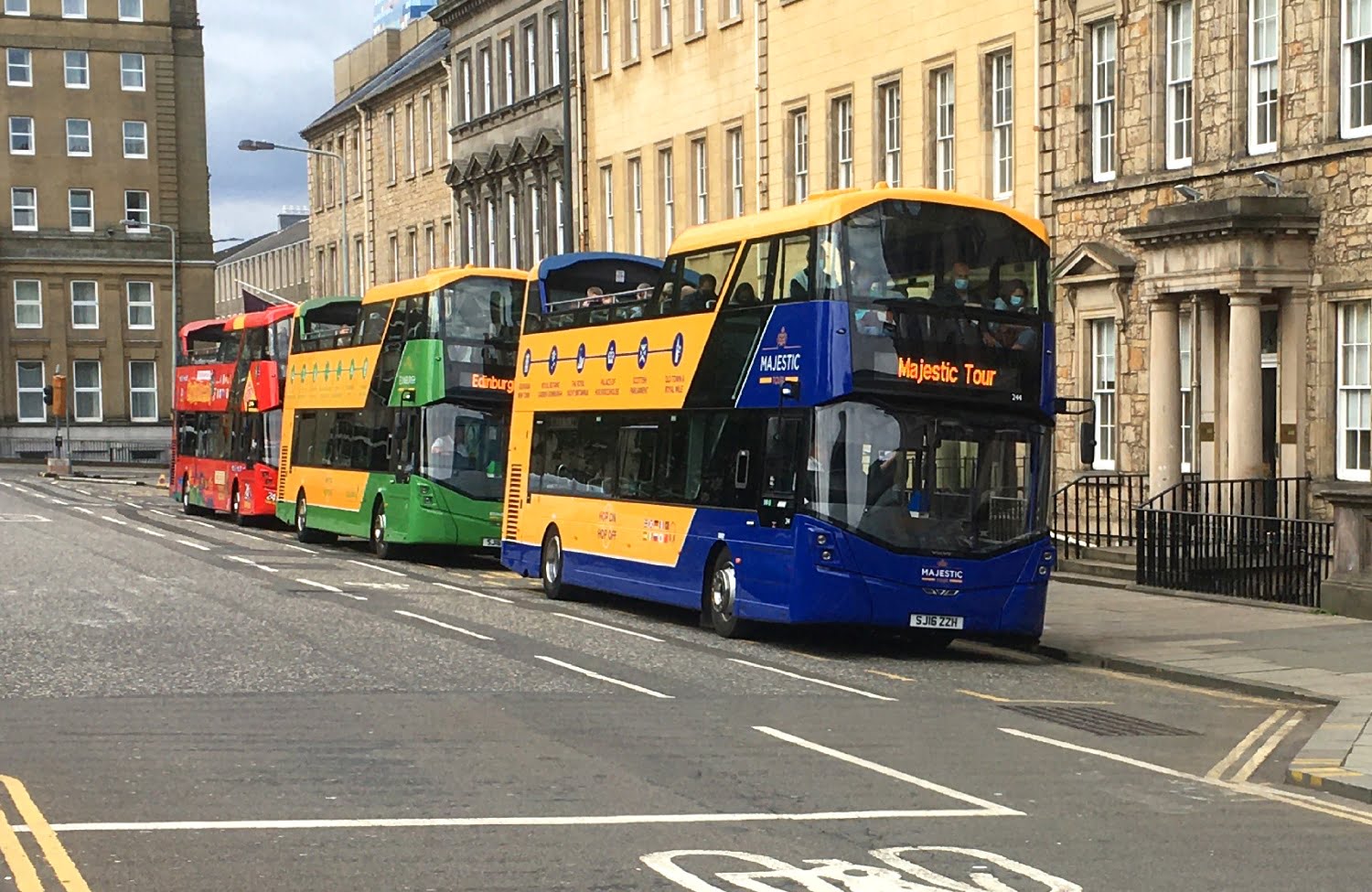 Bus turistico Edimburgo HopOn HopOff per visitare la Capitale
