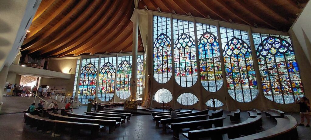 cosa vedere a Rouen, la chiesa di giovanna d'arco