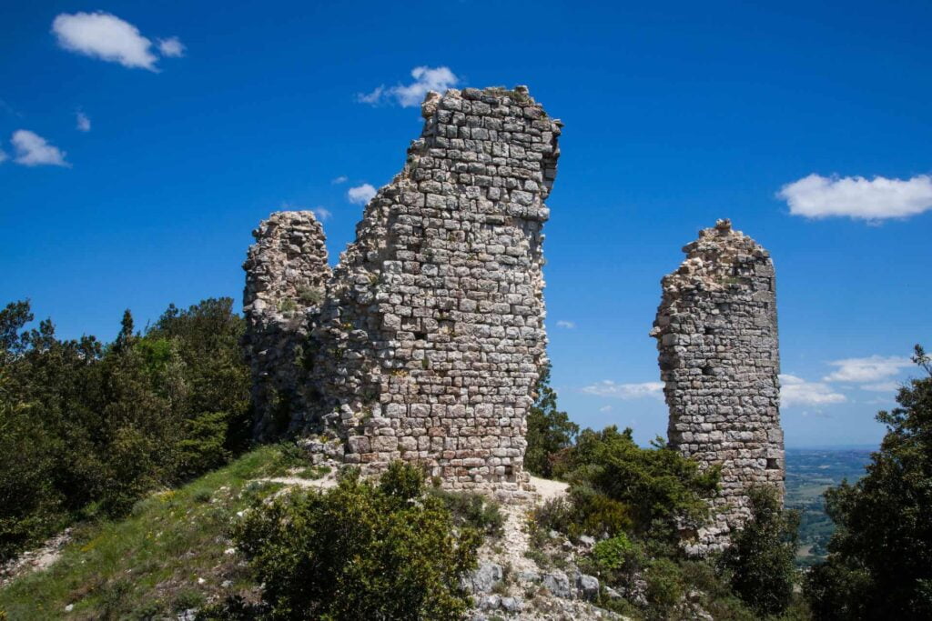 roccaccia di treia - escursioni da fare nelle marche