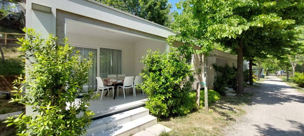 Borghi più belli delle Marche: un viaggio romantico nel medioevo 88 camping panorama