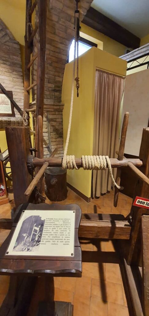 Borghi più belli delle Marche: un viaggio romantico nel medioevo 42 museo storico gradara