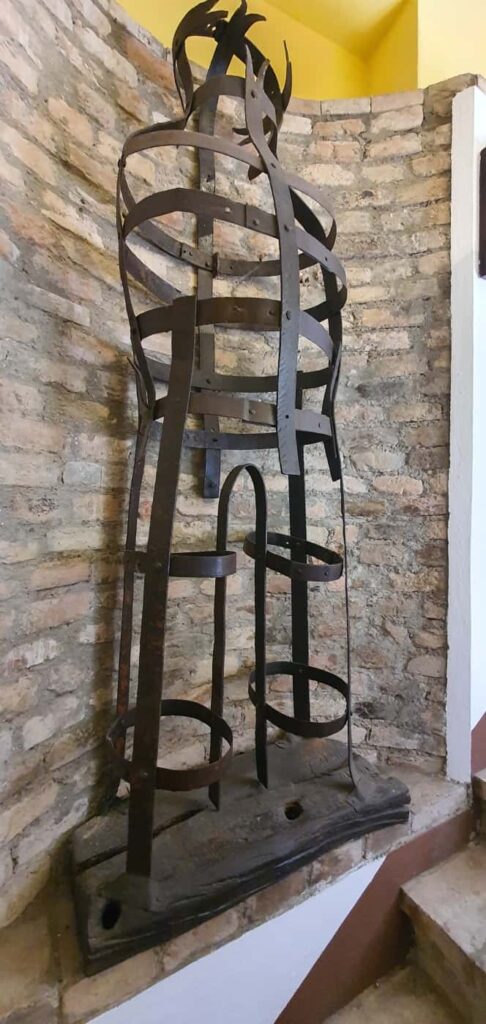 Borghi più belli delle Marche: un viaggio romantico nel medioevo 44 museo storico gradara