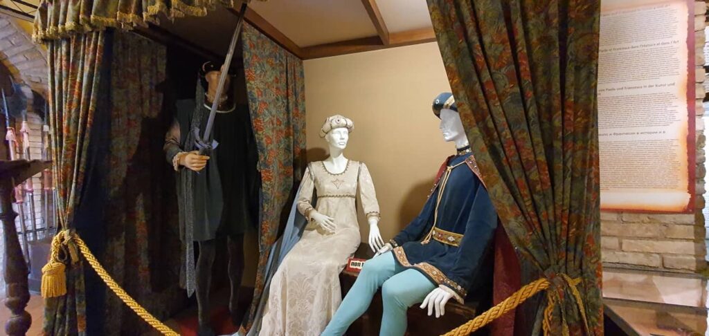 Borghi più belli delle Marche: un viaggio romantico nel medioevo 45 museo storico gradara, borghi più belli delle marche