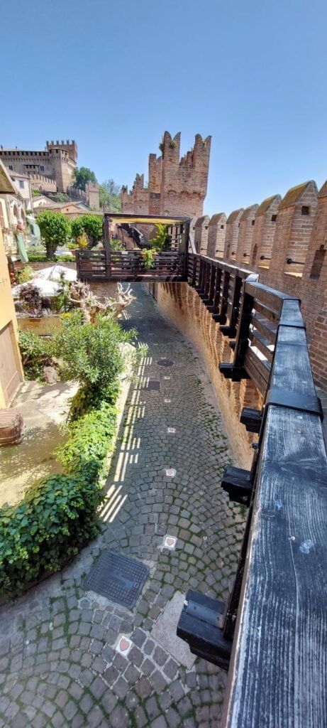 Borghi più belli delle Marche: un viaggio romantico nel medioevo 40 passeggiata degli innamorati - borghi più belli delle marche