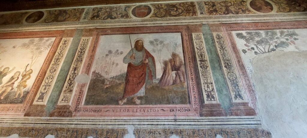 Borghi più belli delle Marche: un viaggio romantico nel medioevo 24 sala dei putti, castello di gradara