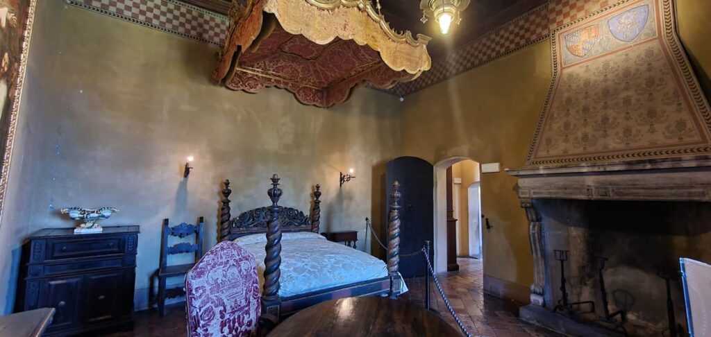 Borghi più belli delle Marche: un viaggio romantico nel medioevo 28 sala del cardinale