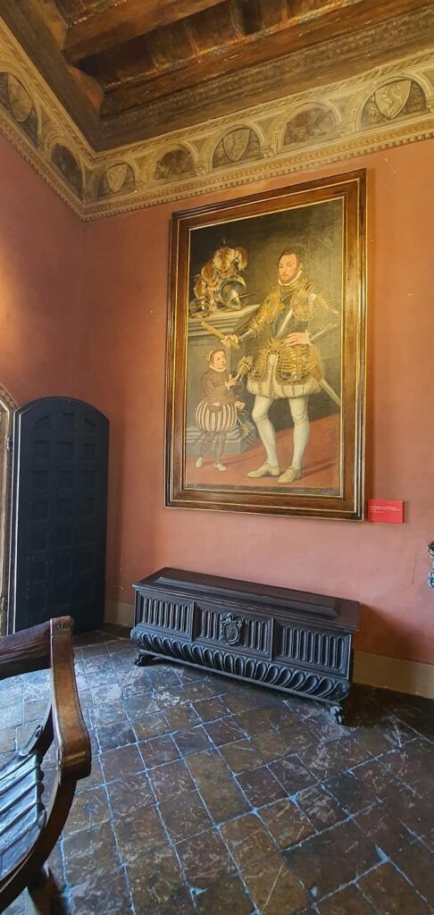 Borghi più belli delle Marche: un viaggio romantico nel medioevo 26 rocca di grada, sala malatestia