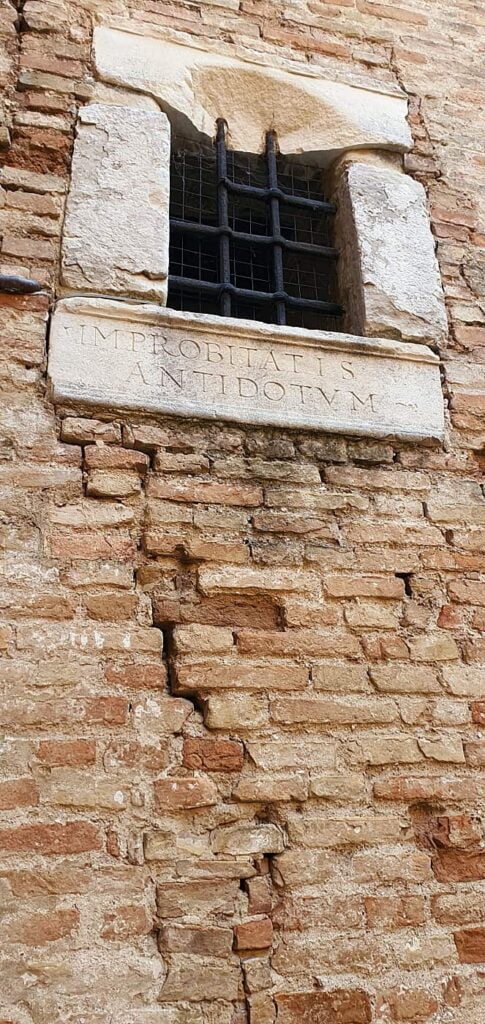 Borghi più belli delle Marche: un viaggio romantico nel medioevo 12 la torre del mastio