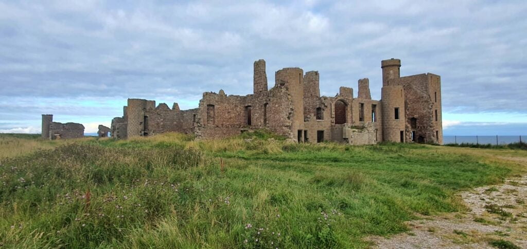 New Slains Castle: il castello di Dracula di Bram Stoker in Scozia 4 new slains castle scozia, bram stoker castello dracula