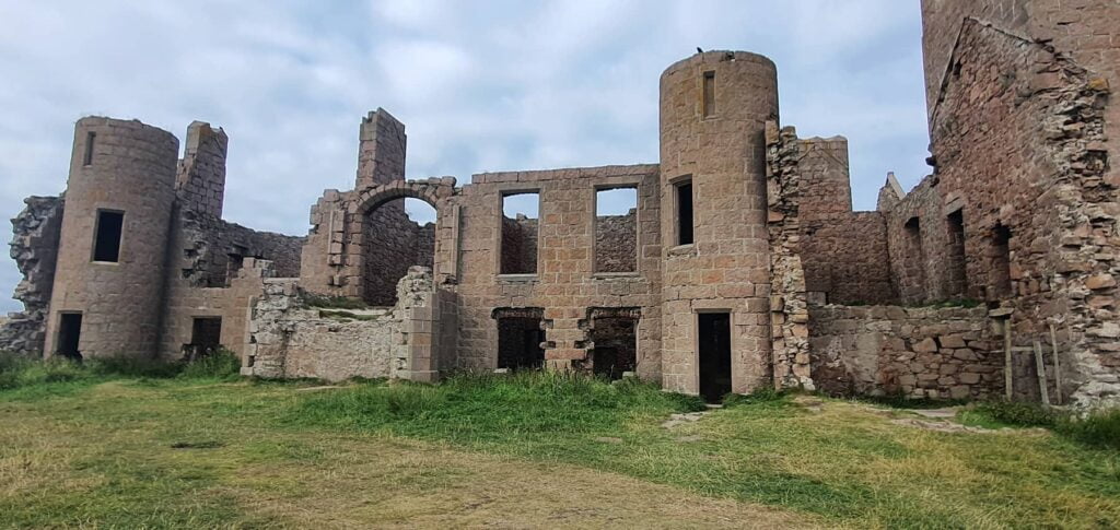 New Slains Castle: il castello di Dracula di Bram Stoker in Scozia 11 new slains castle, dracula scozia