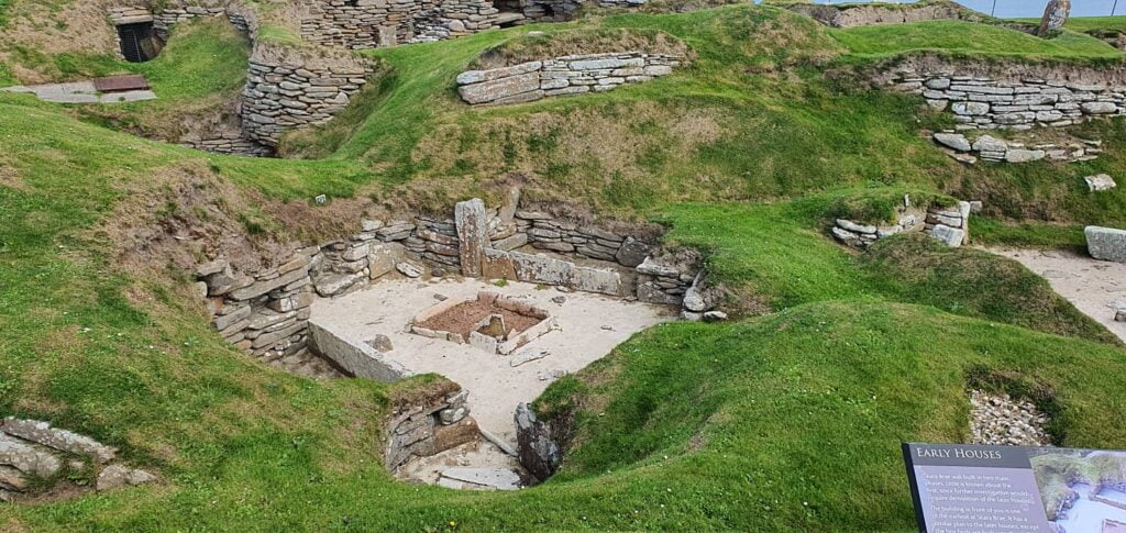 il villaggio di skara brae, isole orcadi scozia, skara brae 
