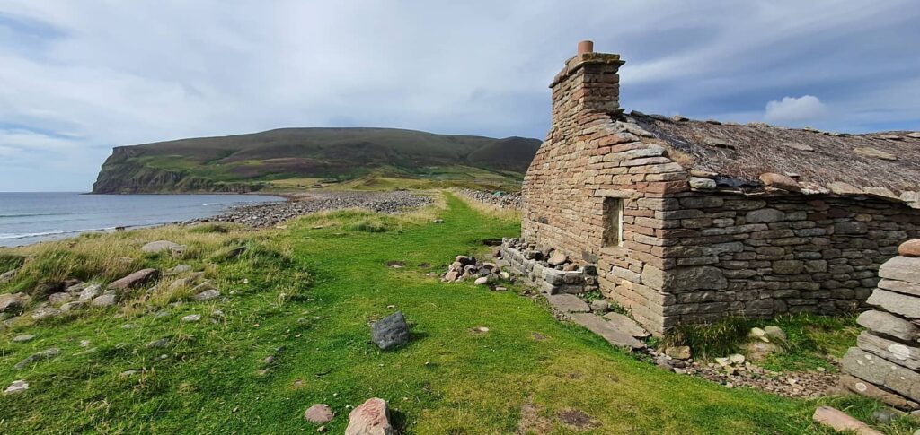 rackwick bothies