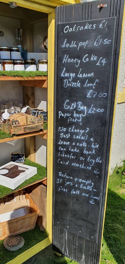 Mainland delle Orcadi: cosa vedere sull'isola più grande dell'arcipelago 28 honesty box birsay 2