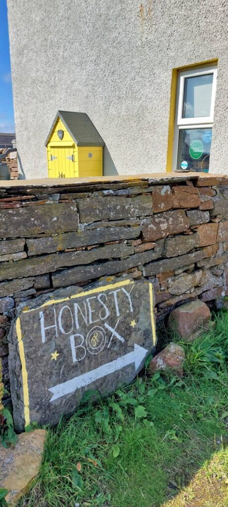 Mainland delle Orcadi: cosa vedere sull'isola più grande dell'arcipelago 29 honesty box birsay