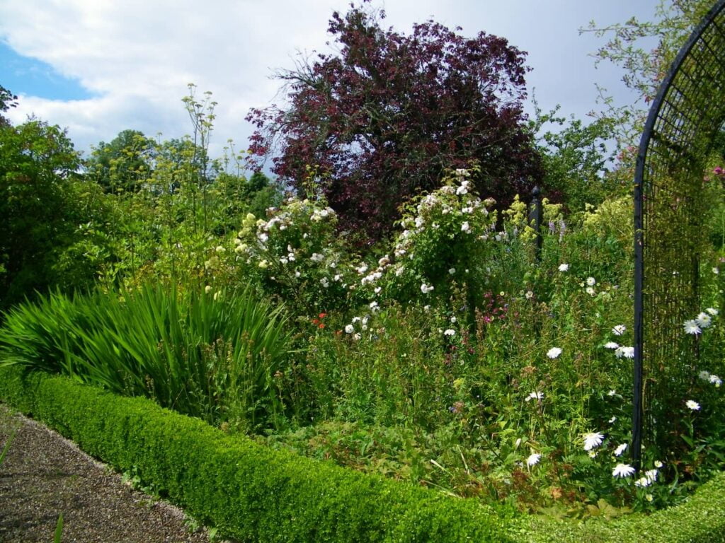 Kellie Castle (Scozia): il castello che non ti aspetti 10 i giardini del castello di kellie